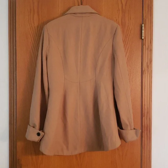 Very Nice Venus High Low Camel Colored Wool Blend Coat Sz 14 - Picture 2 of 5